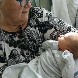 Meet your Posher, Debbie